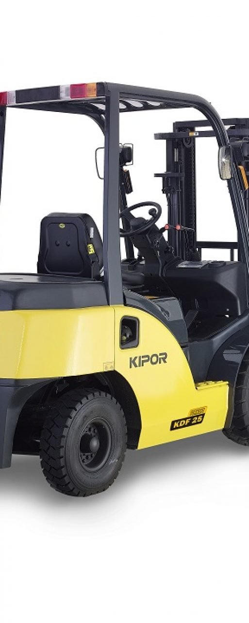 Smith Power Equipment (SPE) recently won a nearly R1-million order to supply a total of four KDF 25 diesel forklifts to Cairns Foods of Zimbabwe