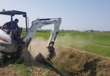 New Bobcat E26 Mini-Excavator Provides Efficient Maintenance of Spanish Rice Fields