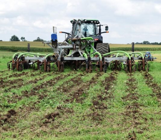 Zimbabwe lists duty free on agricultural equipment Zimbabwe lists duty free on agricultural equipment