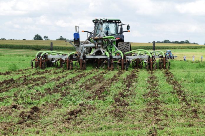 Zimbabwe lists duty free on agricultural equipment