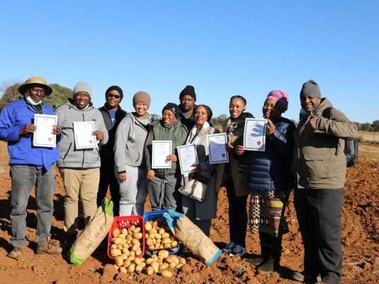 First batch of smallholder farmers successful completes hands on training on potato production