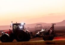 ISOBUS technology allows for full compatibility between all tractors and implements