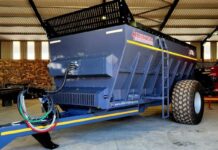 Agricultural machinery: strategies and tools for market challenges