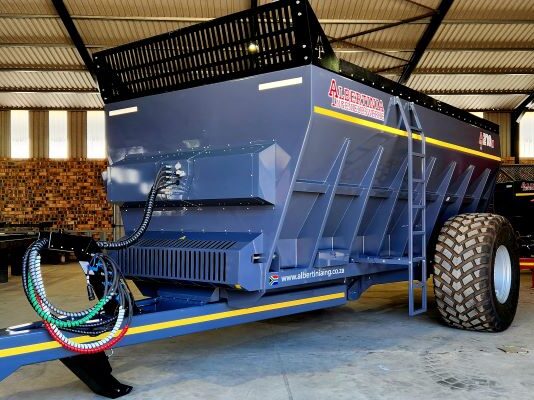 Agricultural Machinery: the New Geography of Markets