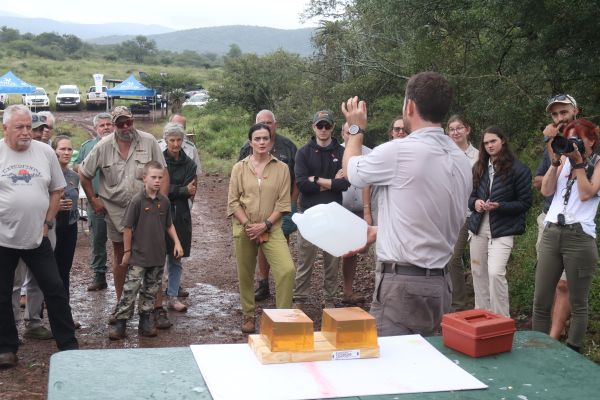 Justin Henry Vulture Conservation Officer at BirdLife South Africa demonstrates ammunition (002)