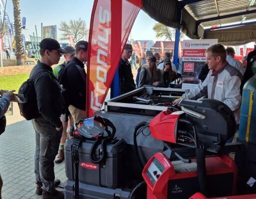 35 years of experience supporting farmers with quality tools, parts, technical advice and personal relationships
