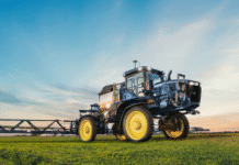 Great driveability on narrow paths: AGRIMAX PROCROP is the row crop solution by BKT