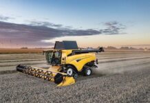 New Holland Intelligence Updates Keep You Better Connected to Your Combine