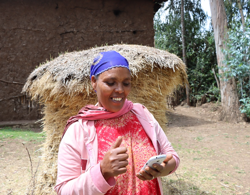 Etiopian wheat farmer