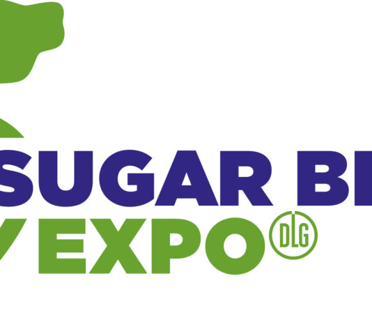 Sugar beet cultivation: Weed control using field robotics