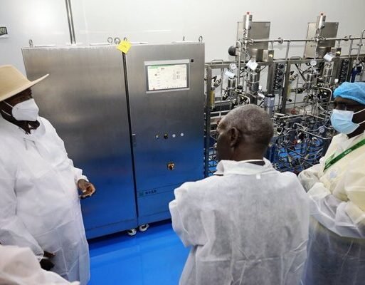 ugand_ani-tick_vaccine_launch_1_600x400