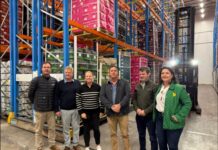 Steenhuisen visits Ceres amid storm damage and blackouts risking fruit exports