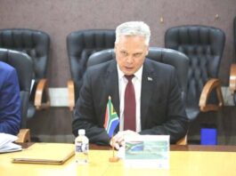 Minister Aucamp launches online FMD self-vaccination authorisation system to strengthen disease control