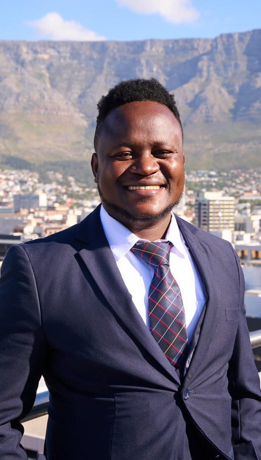 Odwour Midigo the 2026 Aaint Prize winner
