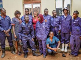 Ugandan youth pool resources to build resilient poultry businesses