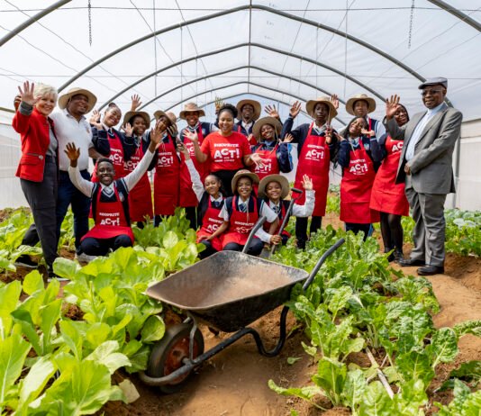 Shoprite Foundation Takes Practical Agriculture Project to Soshanguve School